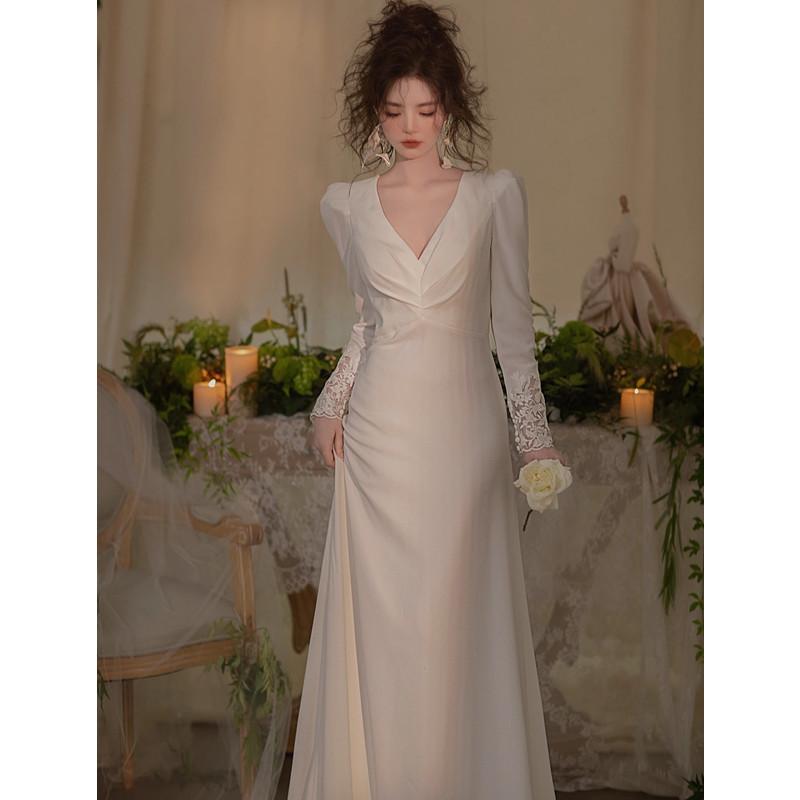Französisches leichtes Hochzeitskleid Schlichtheit Spitze Weiß Dünn Lange Ärmel Kleiner Schlepp Mori Willkommen Koreanisches Türkleid Reisefotografie