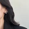 Unique and beautiful flower resin stud earrings women's light luxury high-end temperament exquisite and sweet earrings light and romantic