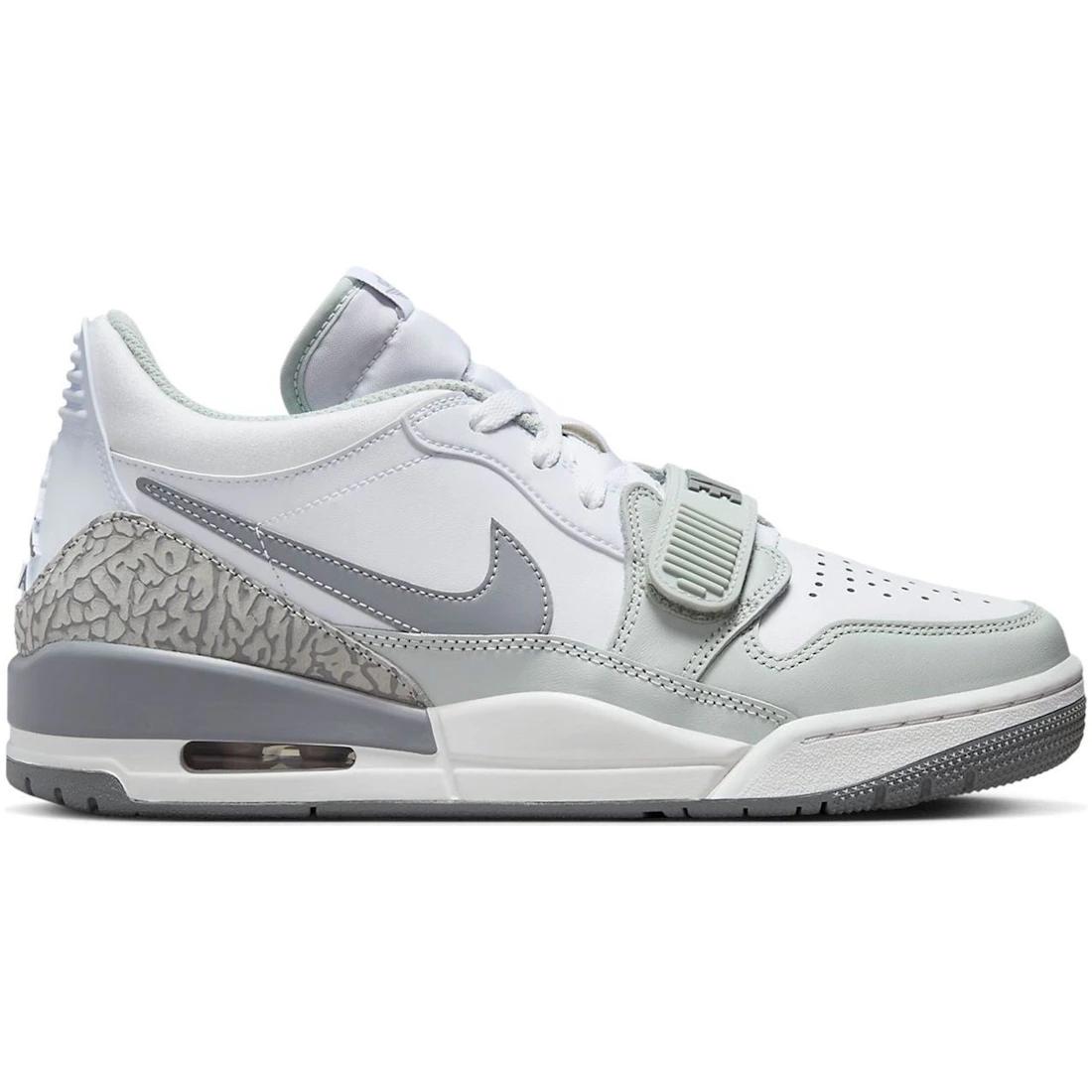 

Sneaker Jordan Legacy 312 Low White Sea Glass(FV8115-101) 47.5