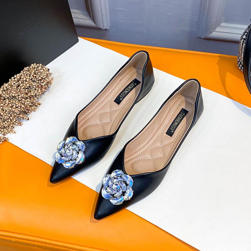 Fashion Flat Shoes for Women Spring and Autumn 2025 Pointed Toe Single French Soled Scoop Shoes Flower Flat Shoes Loafers Women