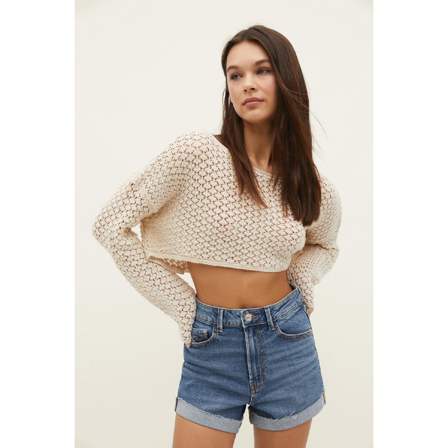 

Slim Fit Mom Shorts