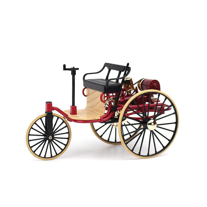 

1:12 Трехколесная классическая модель автомобиля Модель из сплава Моделирование ретро трехколесной классической машины красный