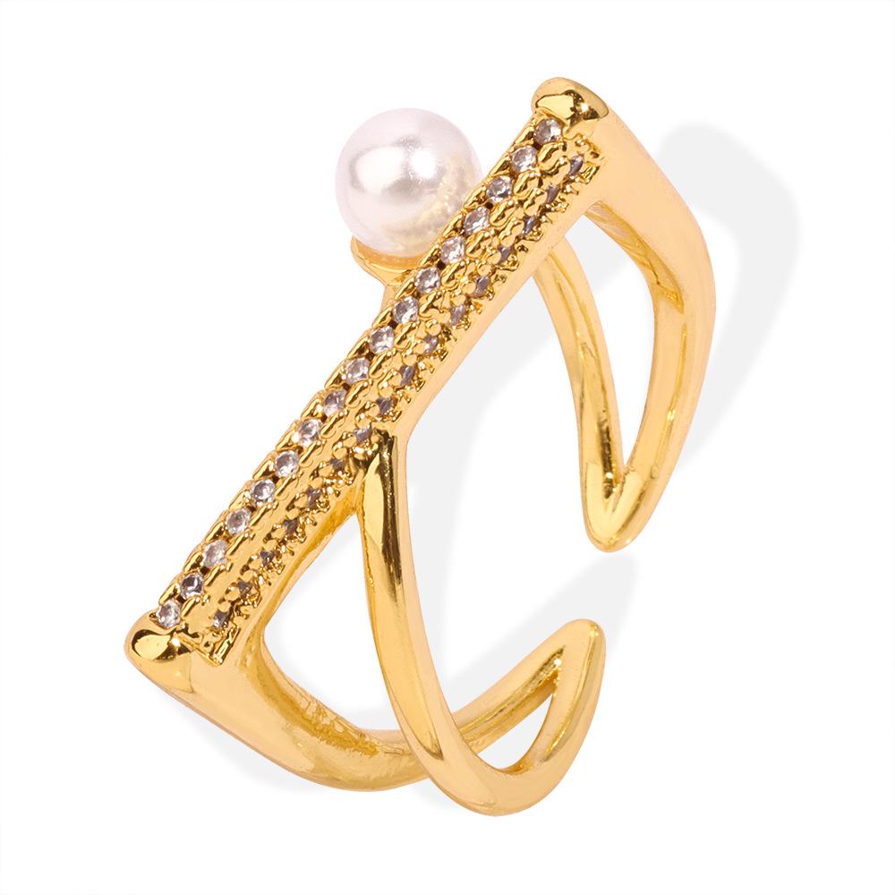European & American Luxury Women's Ring with Zircon, Pearl, and Gold-Plated Copper Design.