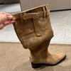Mit Rock, dünnen Stiefeln, Damen neuen Khaki-Wildlederstiefeln, Maillard Xinjiang Reisehosen, Stiefeln zum Stapeln