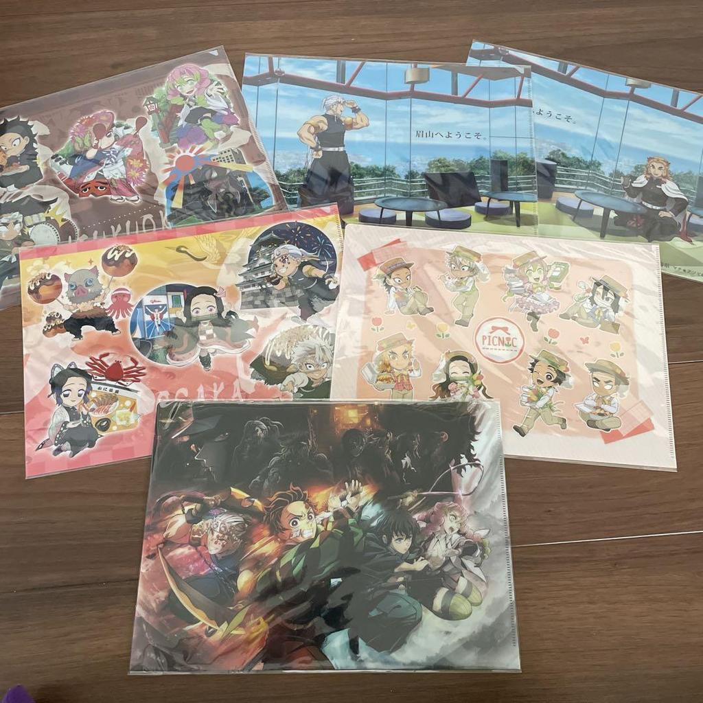 [USED] Demon Slayer: Kimetsu no Yaiba Goods Set
