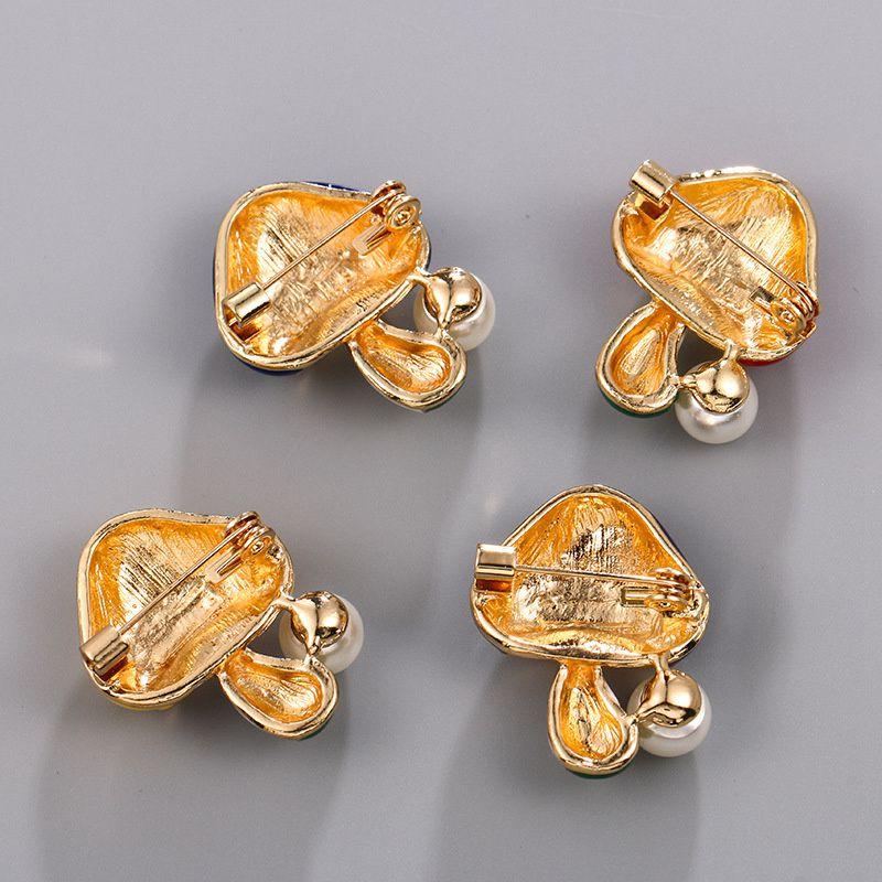 Cartoon Cute Badge Lapel Pin Jewelry Gift Mushroom Enamel Pins Plant Brooches Brooch Custom Funny