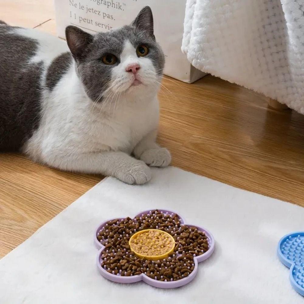 Sunflower Shaped Cat Lick Pad Suction Cup Silicone Cat Placemat Dog Feeding Pads  Small Animal