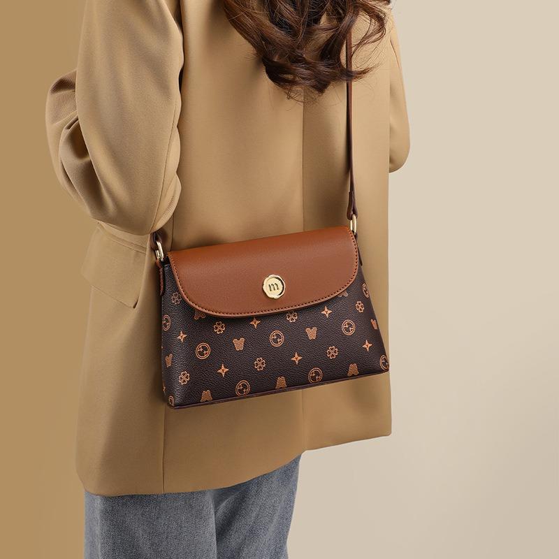 Bags Women's new high-end messenger bags Commuter shoulder bags Fashion versatile small square bags