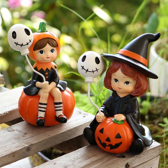 2Pcs Pumpkin Witch Figurines Witch Holding Skull Balloon Ornament Cartoon