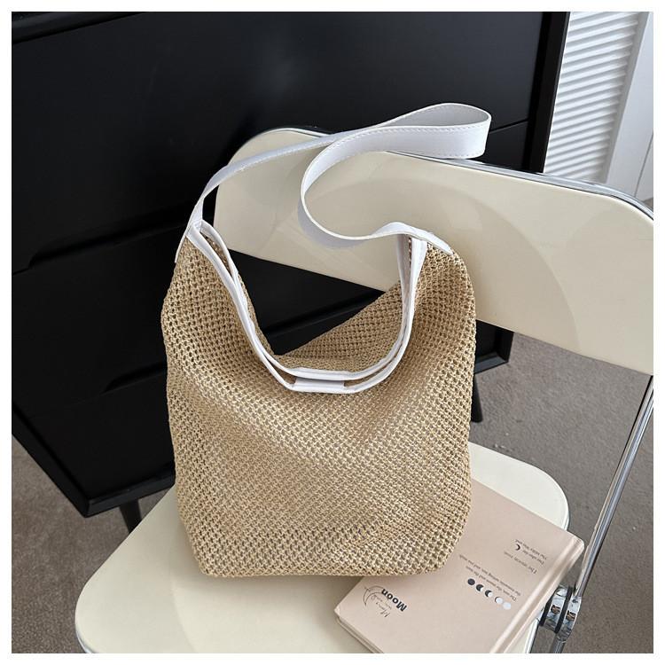 

Chic Soft-sided Woven Tote Bag For Women With Vintage Style And Spacious Interior белый