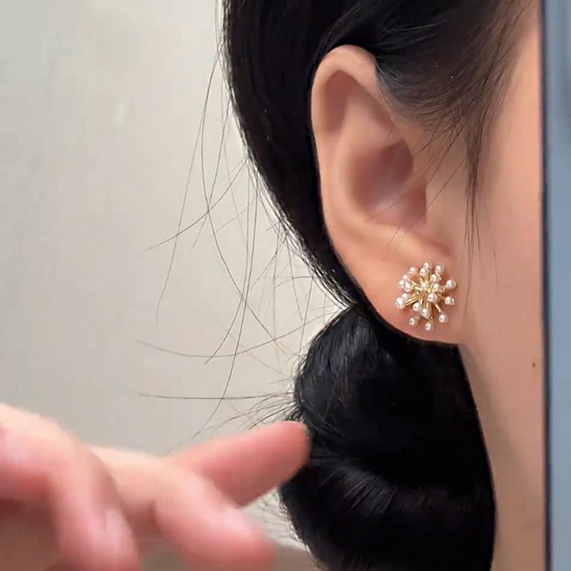 Celebrity Small Delicate Popcorn Pearl Stud Earrings Versatile Internet celebrity commuter earrings