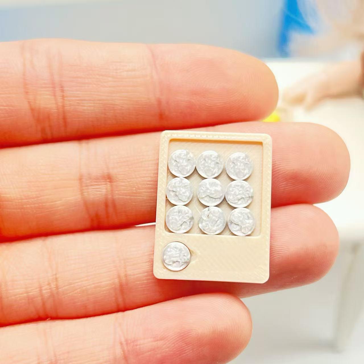 Miniature Gold Coin Model Toy for Dollhouse - 12-Minute DIY Playhouse Gift