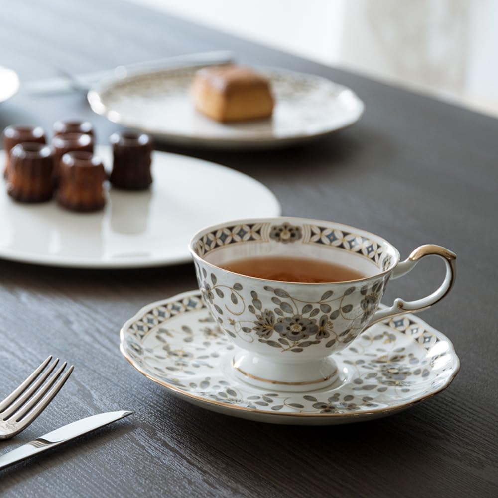 NARUMI Cup Saucer Set Black Milano 210cc Black Floral Pattern Plum Blossom Chintz Style Pair Cup Saucer Day Present Made In Japan Gift Boxed &