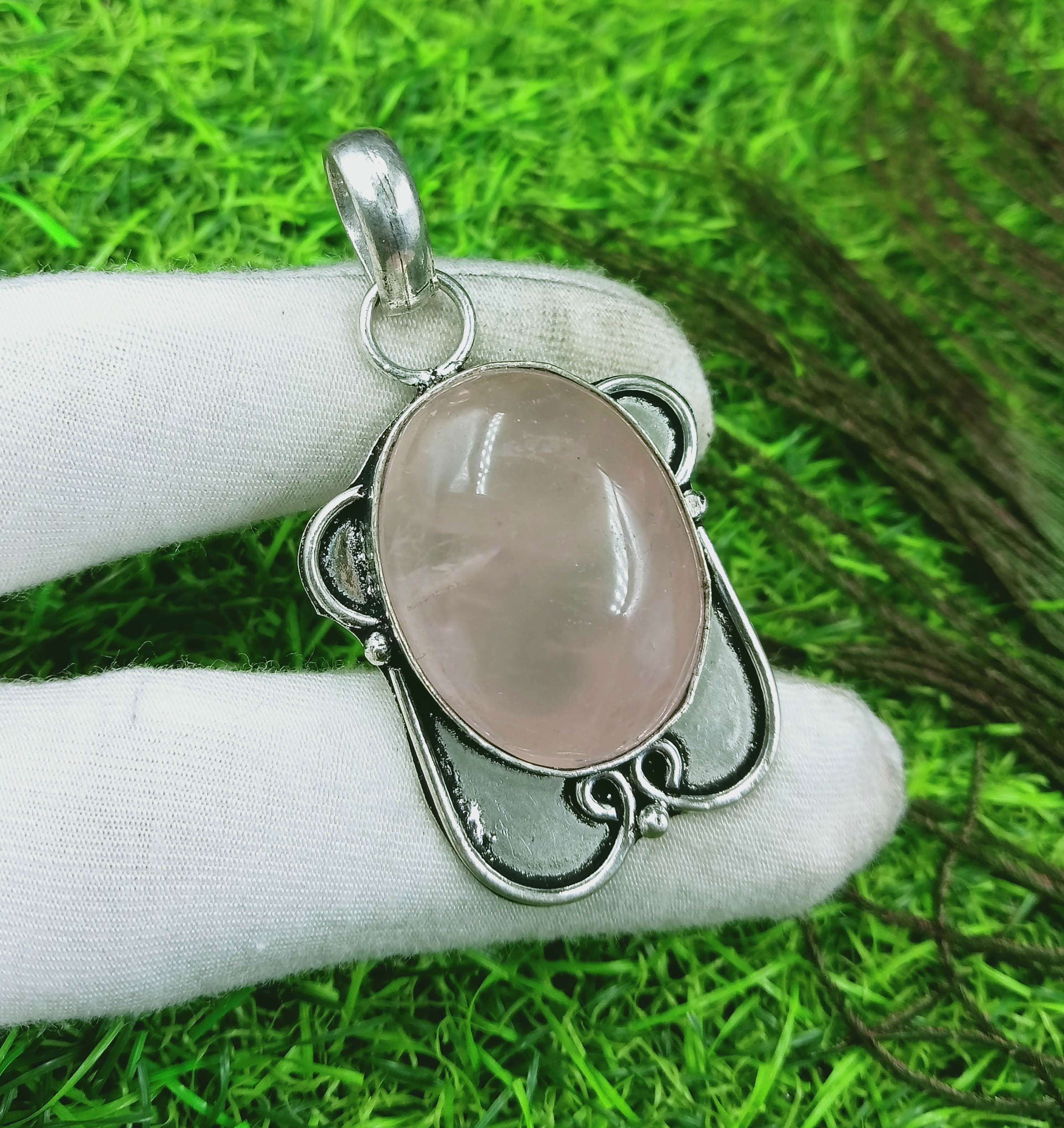 

Rose Quartz Gemstone 925 Sterling Silver Plated Pendant DEP-194