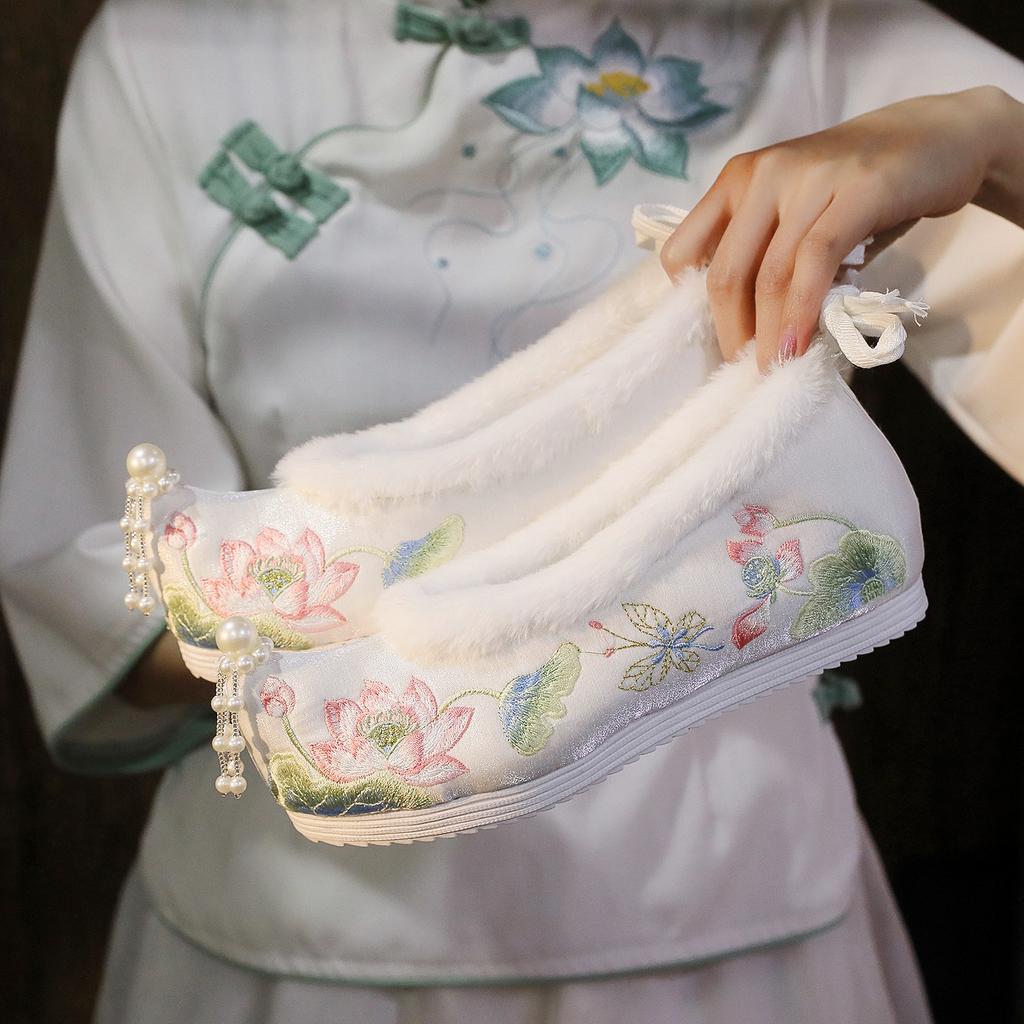 Embroidered Shoes Ancient Style with Hanfu Ancient Style Shoes Han Element Inner Height Increase 3.5cm