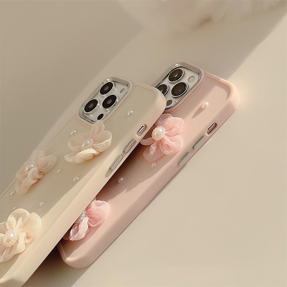 3D Pearl Lace Flower iPhone 17/15pro Max/13/11 Drop-Proof Case