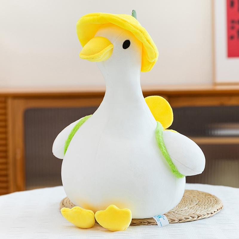Cross-Border Little Yellow Duck Plush Toy: Cute Backpack, Hat, and Doll Figure for Children s Companionship. 30cm 0.2kg