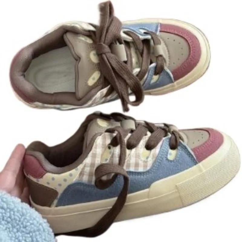 

Повседневная женская обувь для улицы 2025 Женская обувь Платформа Женские кроссовки Круглый носок Шнуровка Смешанные цвета Женская вулканизированная обувь 40 розовый