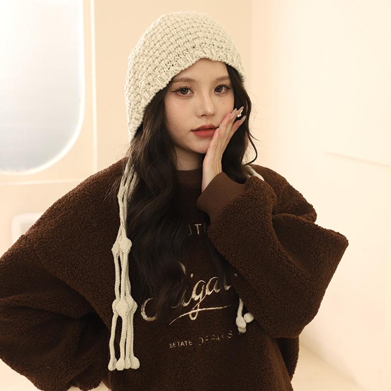 Hand-woven fringed knitted hat women's autumn and winter new warm ear protection hat big head circumference showing face small head hat