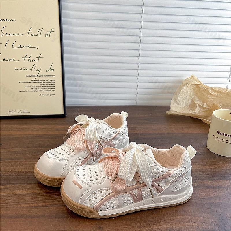 Women's Breathable Sneakers 2025 Summer New Mesh Round Toe Lace Up Casual Shoes Lightweight Comfortable Soft Sole Running Shoes