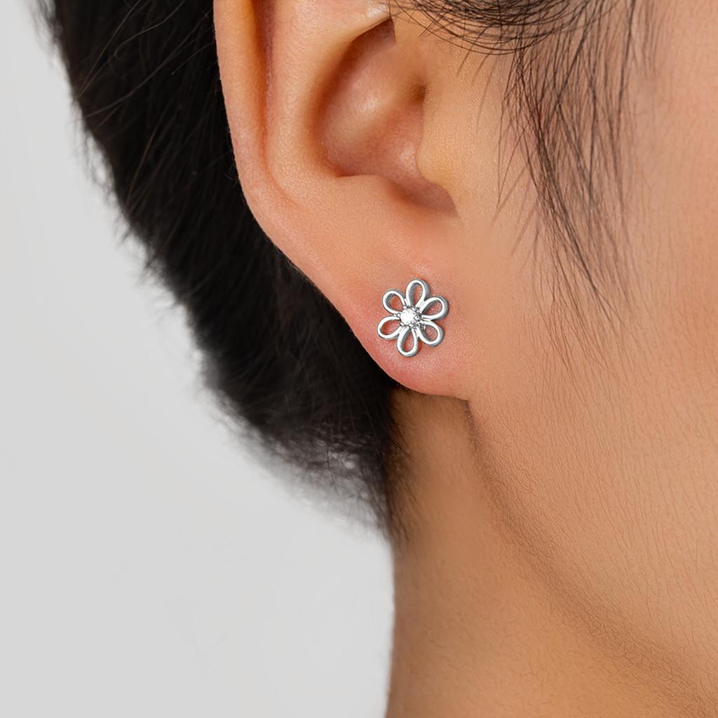 1 Pair Minimalist Hollow Small Flower Copper Zircon Ear Studs, Fade-Free Versatile Women's Earrings