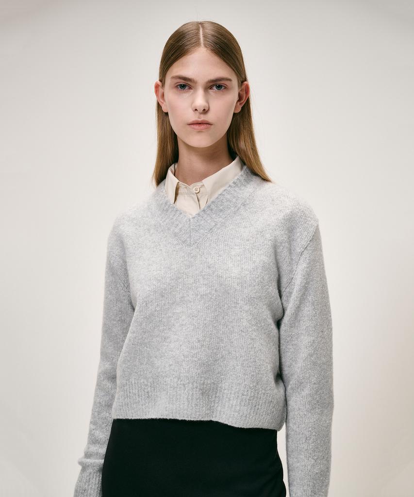 KEI CURRENT Boucle V-Neck Sweater_Light Gray