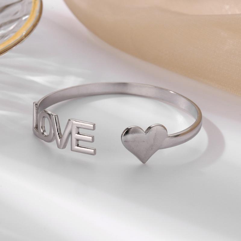 New stainless steel ove love bracelet women's fashion versatile titanium steel open fashion bracelet