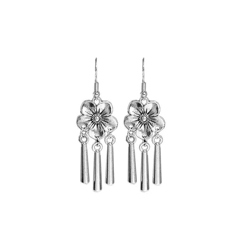 Retro Ethnic Style Source Earrings Muse Fan Literary Temperament Ear Hook Tassel Metal Pendant Earrings