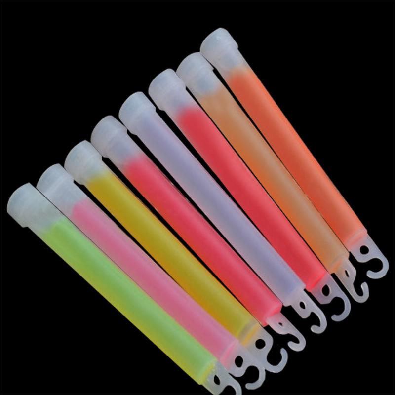 6-Inch Glow Stick with Hook, 8 Colors for Camping, Emergency Lighting, Party Favors, Concerts