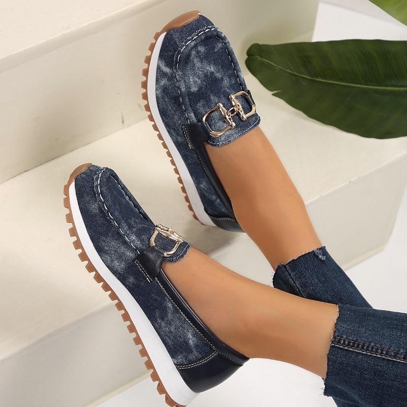 Large size metal buckle platform single shoes autumn new fashionable versatile metal buckle casual single shoes