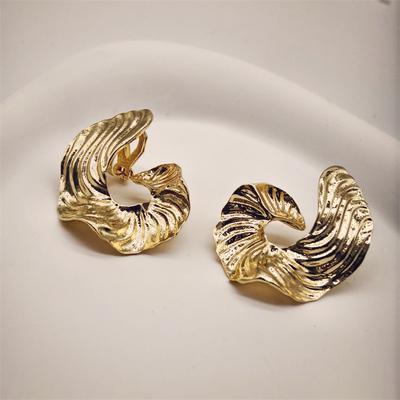 Presilhas de Orelha Sem Furo Douradas Espiral Geométrica Presilhas de Orelha Irregulares