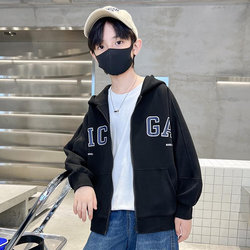 2025 Boys' & Girls' Stylish Sweatshirt: New Youth Autumn/Winter Street Style Top