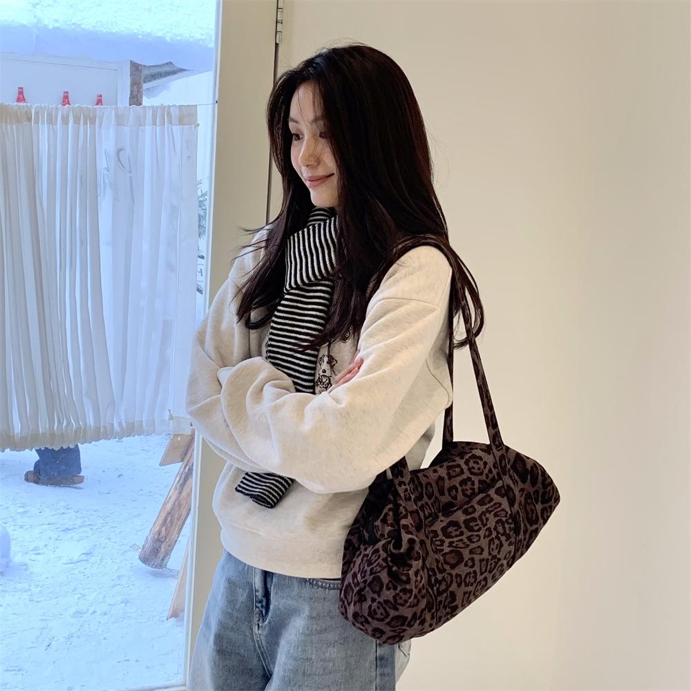 

Retro Leopard Print Faux Suede Women s Shoulder Bags Fashion Contrast Color Female Underarm Bags Large Capacity Ladies Handbag серый