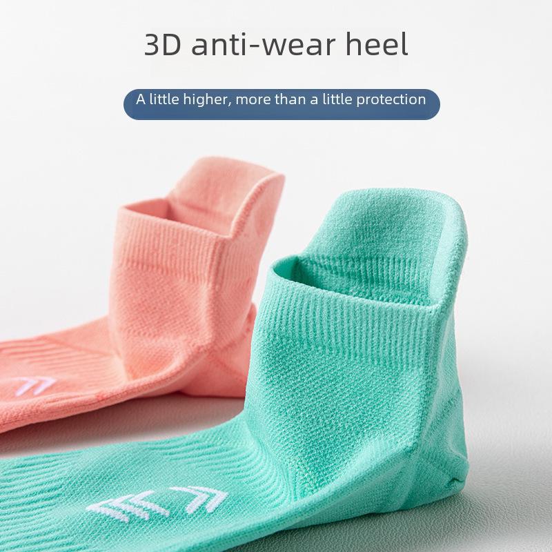 Unisex Non-Slip Sweat-Absorbing Boat and Running Socks for All Seasons – Short Marathon, Night Run, and Sports Performance