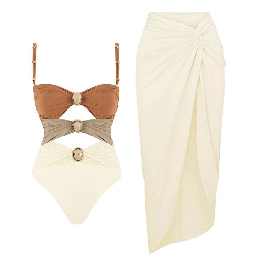 2025 European Gold-Plated Cutout One-Piece Swimsuit for Women - Color Block Design