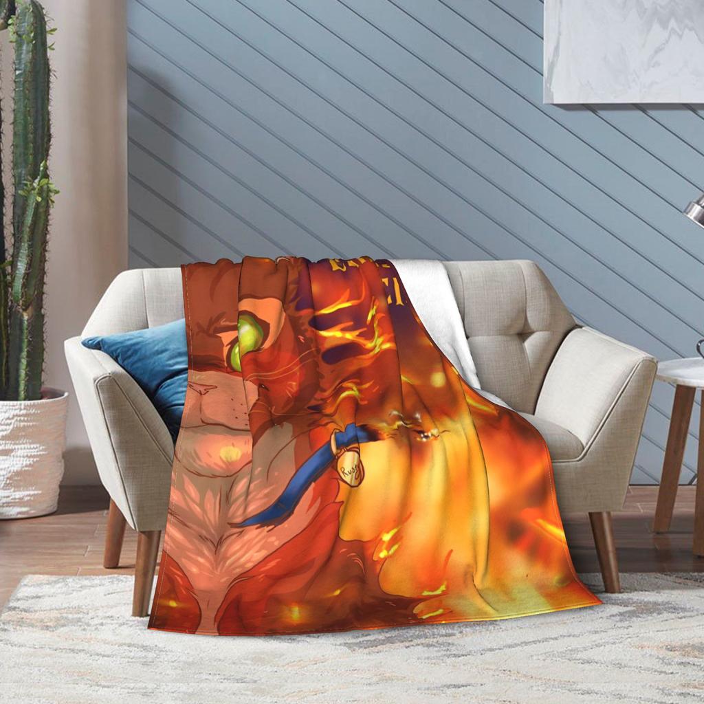 Super Soft Warriored Cats Throw Blanket Premium Fleece Flannel Lightweight Bed Blanket Cozy Fluffy Blankets All Season Use