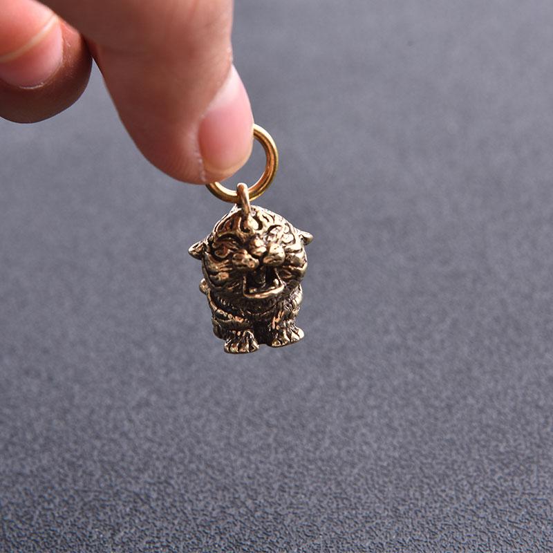

Брелок-подвеска в виде латунного мультяшного тигра, зодиакальный тигр, маленькая подвеска золотой