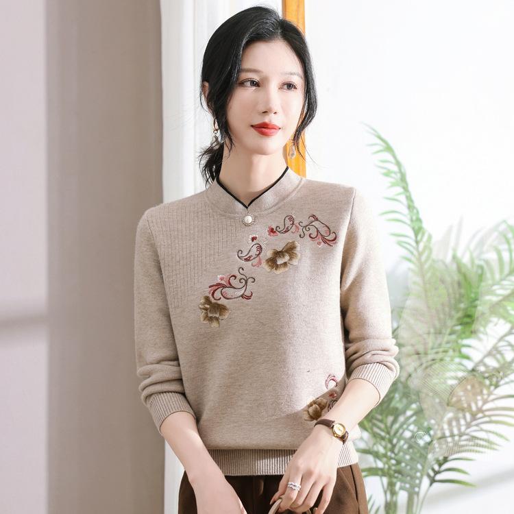 Middle-aged and Elderly Women's Clothing with Velvet Thickened Integrated Velvet Cheongsam Collar Tops for Mothers' Wear Warm Sweater