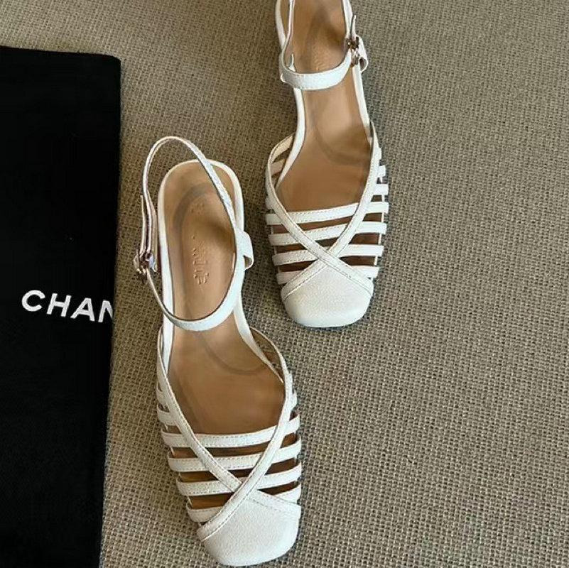Fashion Women'S Middle Heel Sandals With A Combination Of Anti-Slip Thick And Thin Straps And A Hollowed-Out Buckle At The Back
