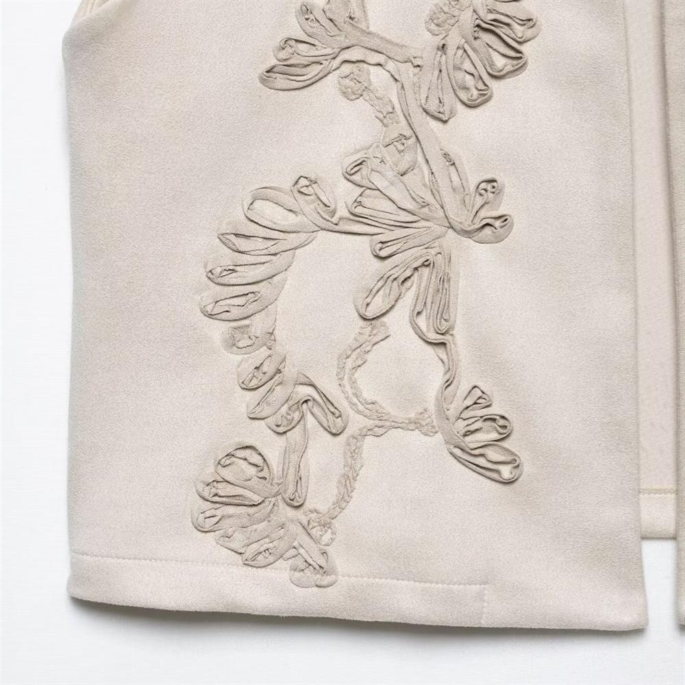 Spring/Summer 2025 Women's Slim Fit Velvet Embroidered Round Neck Vest