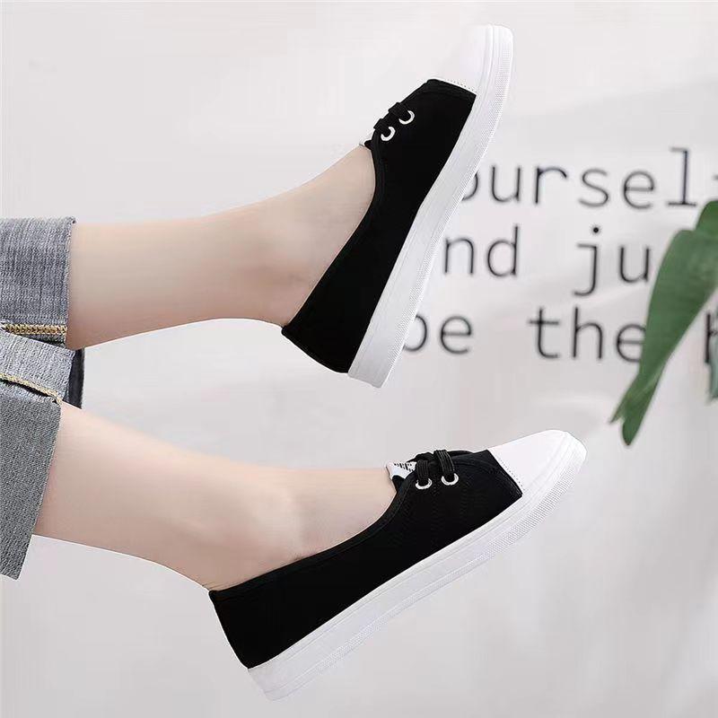 A Pair of Summer Canvas Shoes, Women's Breathable Little White Shoes, Student Casual Shoes, and a Pair of Lazy Shoes.