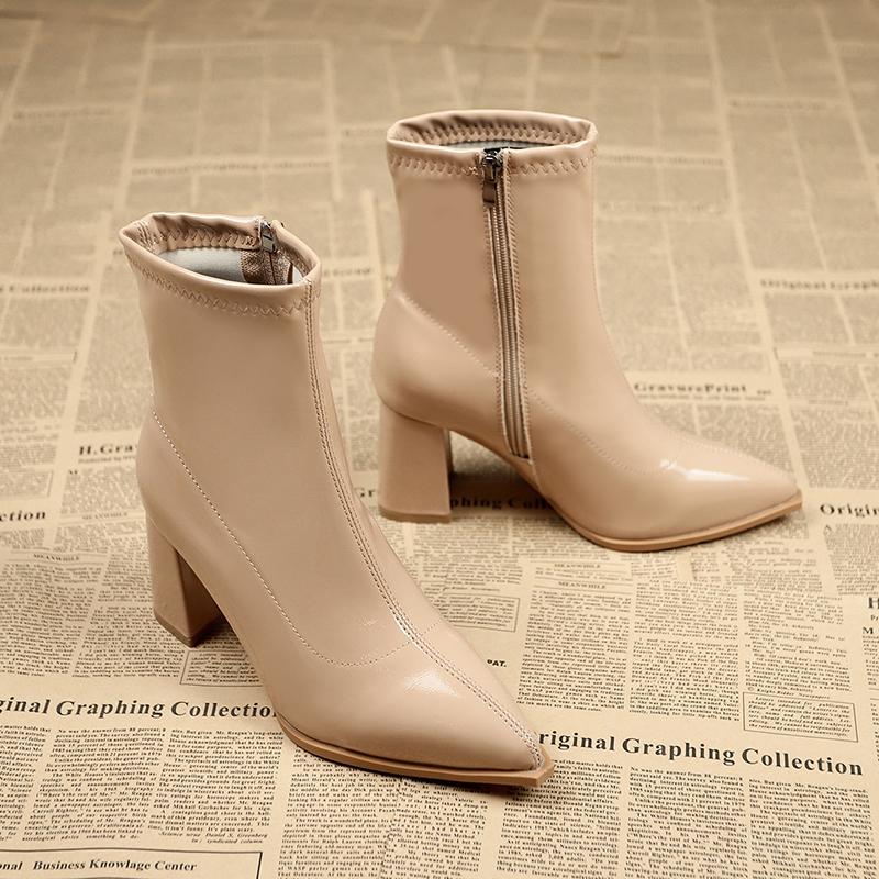 Ботильйони з гострим носком Жіночі високі підбори Модні зимові чоботи Плюшеві теплі Тенденція 2024 року Великий розмір 41 42 Ретро Сексуальна зима Botas Mujer