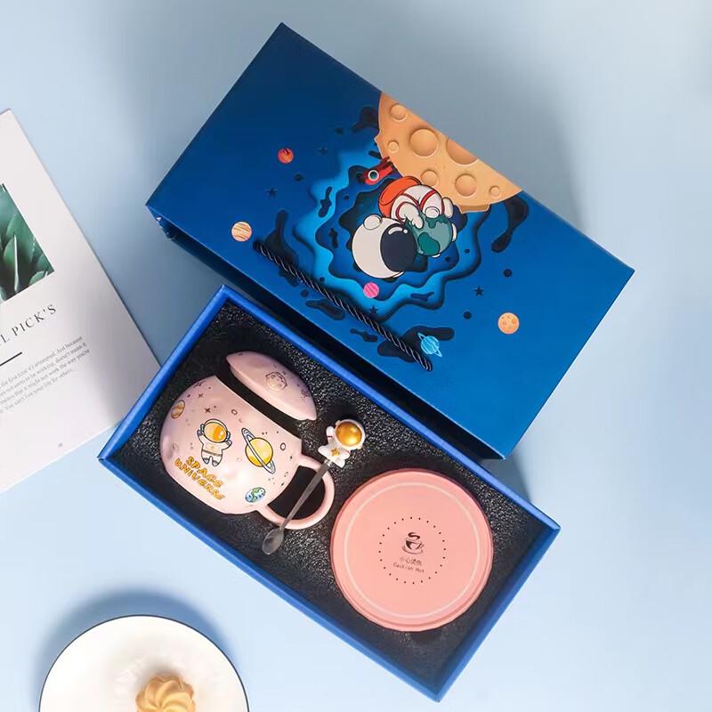 Astronaut Planet Ceramic Mug Gift Set