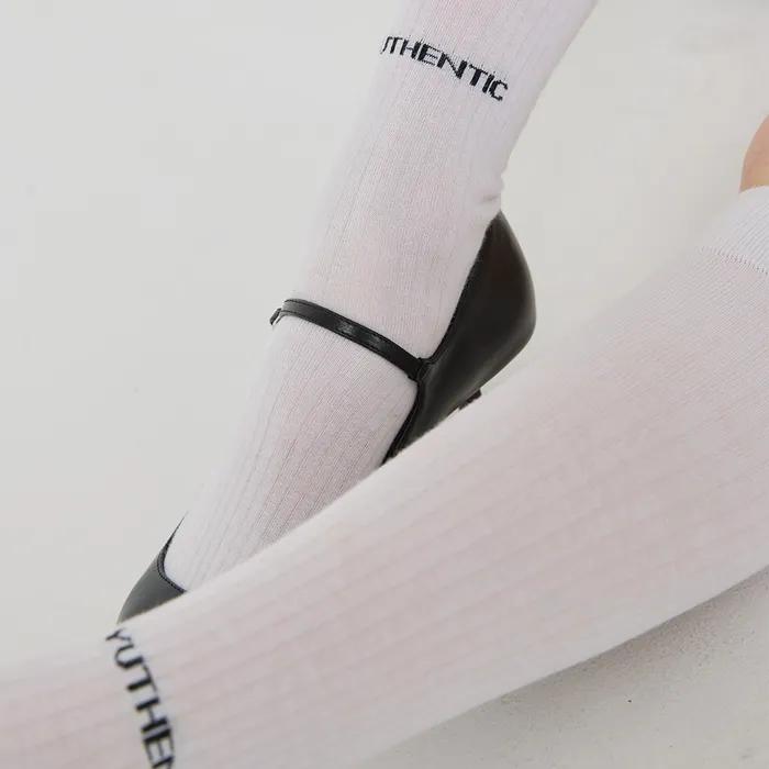 Signature Logo Knee Socks White AX4XX40001