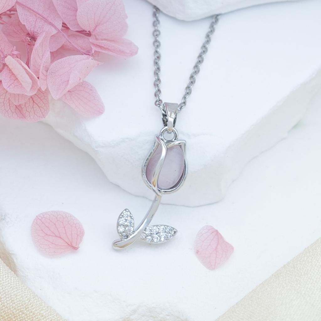 Halskjede Dame Opal Tulipan Halskjede Nisjedesign, Allsidig High-end Følelse Allsidig Titanstål Tilbehør