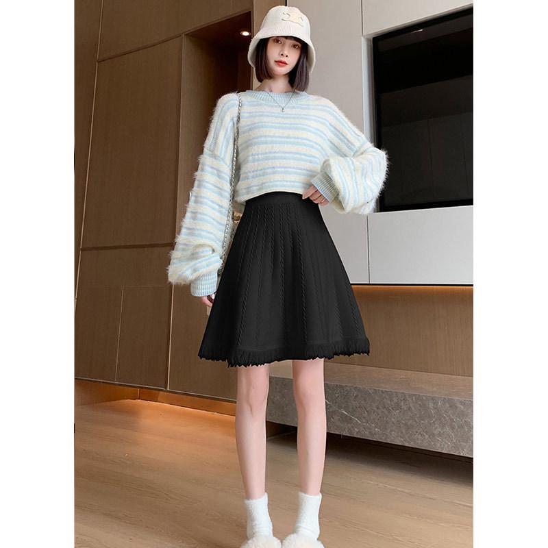 Apricot Wool Fringe A-line Pleated Skirt - Women s High-Waist Autumn/Winter Flare Skirt One Size (Fits 80-140 Jin)