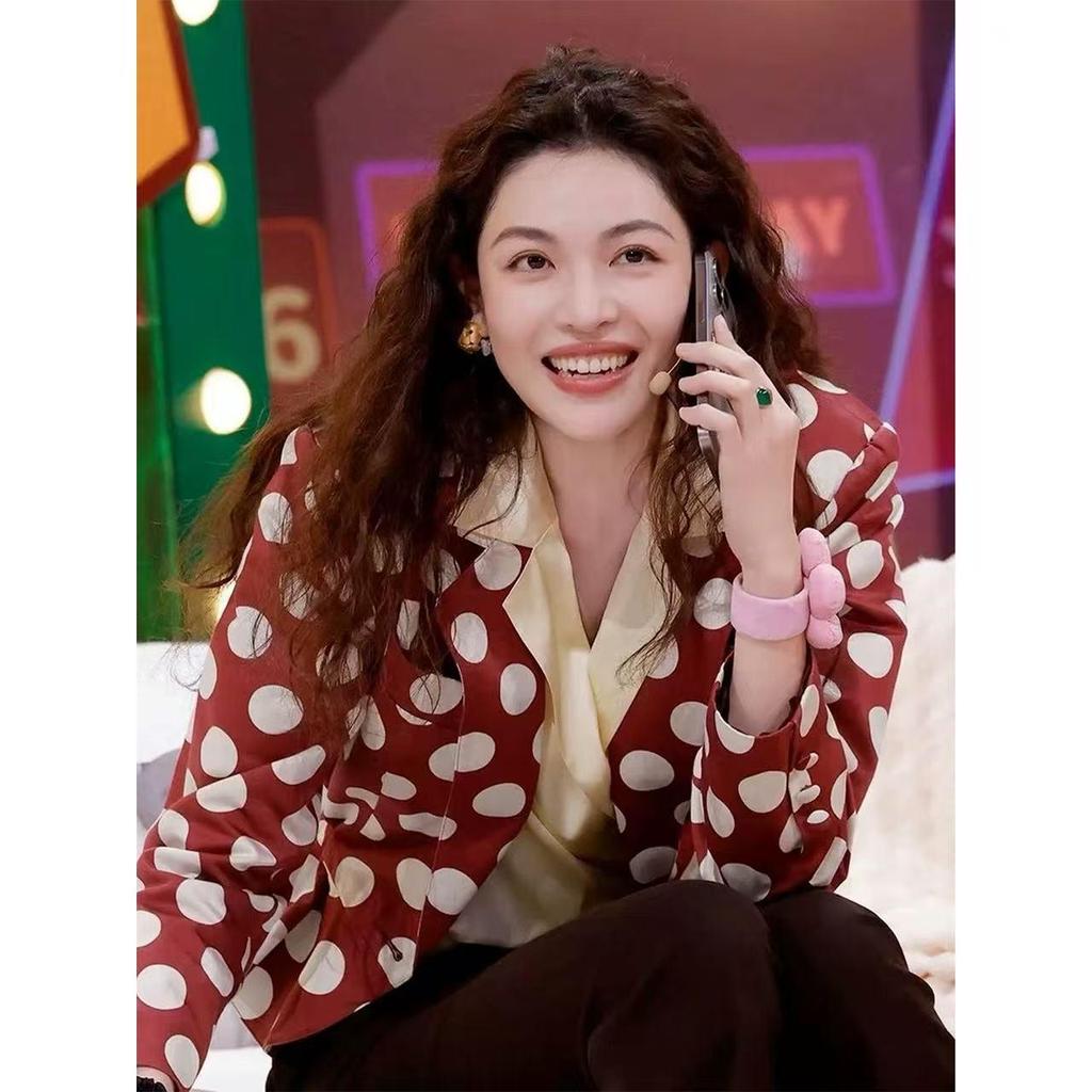 Zhong Chuxi Hollow Woven Hydrangea Earrings – Luxury Spherical Ear Cuffs for Women