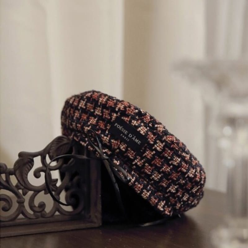 poesiedame gold tweed beret