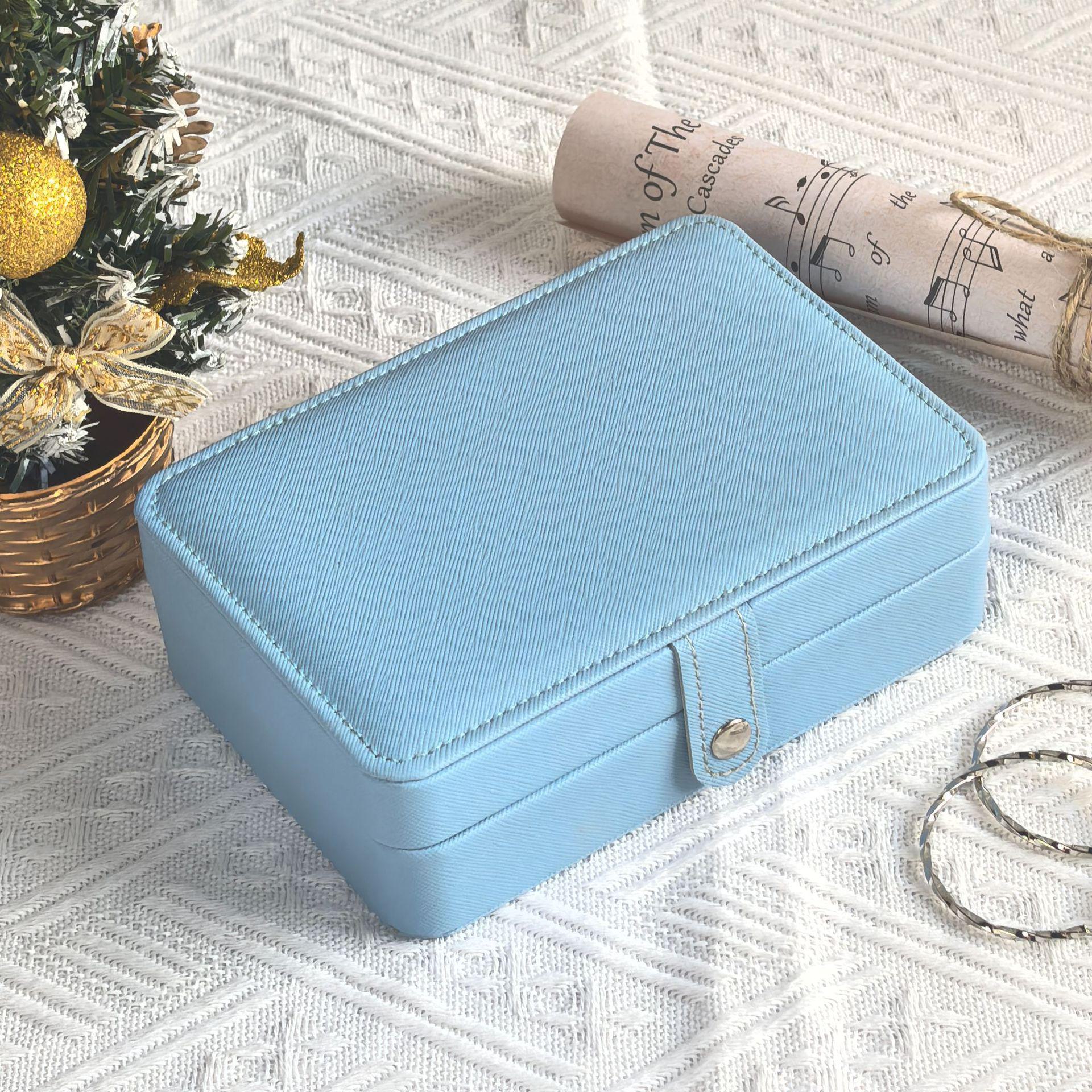 

Водонепроницаемая двухслойная портативная шкатулка для хранения ювелирных изделий 16*11*5.5cm небесно-голубой