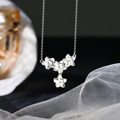 Flower Necklace Advanced Accessories Collar Chain Light Luxury Gifts for Girlfriend Versatile